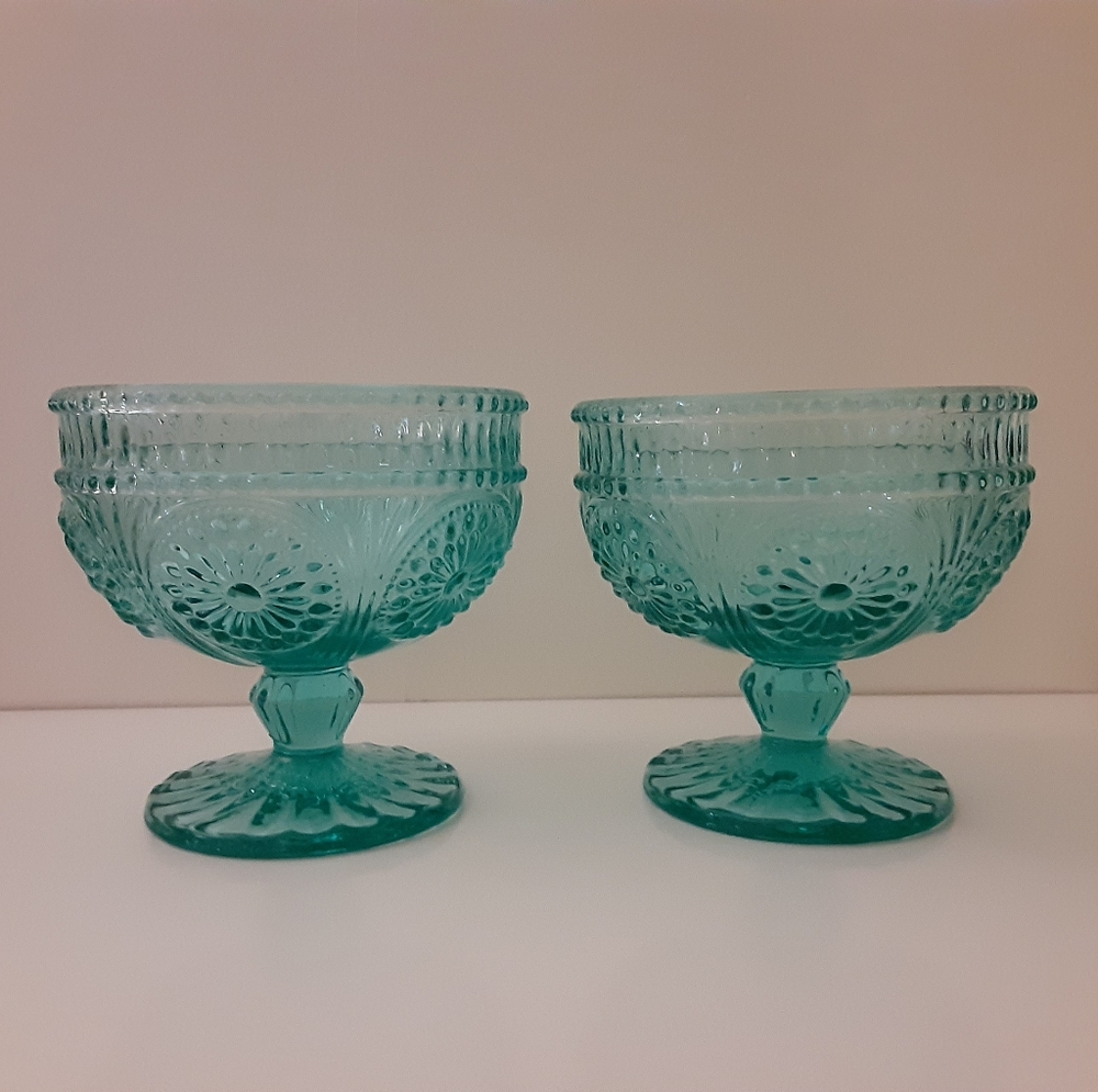 Pioneer Woman Adeline Footed Teal Glass Dessert Bowls - Set of 2